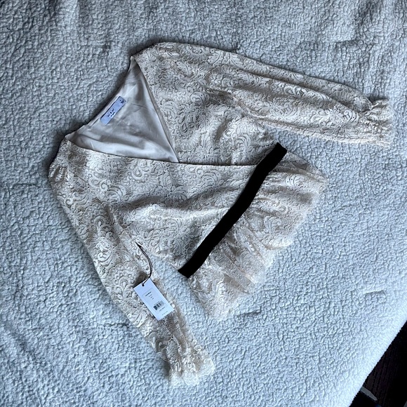 ALI & JAY Tops - Ali and Jay Peplum Blouse